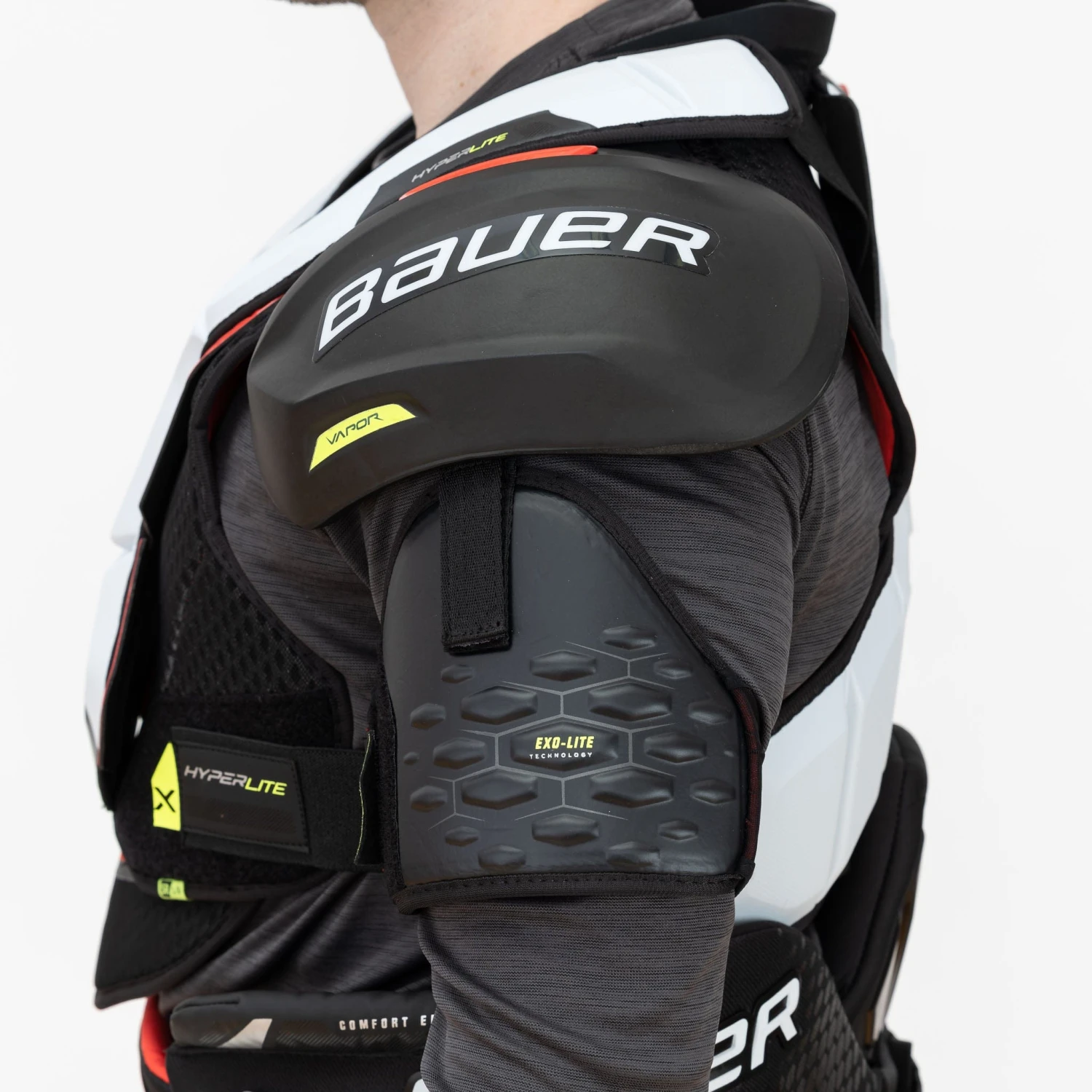 Bauer Vapor Hyperlite Senior Hockey Shoulder Pads 20 Bauer Vapor Hyperlite Senior Hockey Shoulder Pads - Image 18