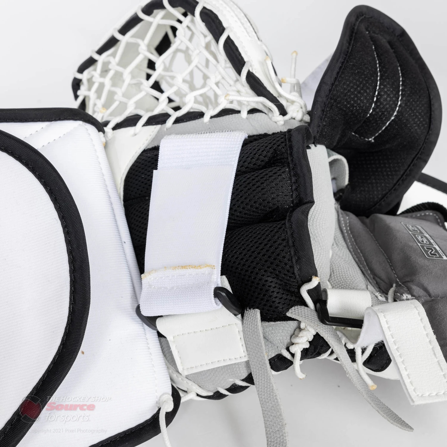 Brian's OPTiK X2 Intermediate Goalie Catcher 15 Brian's OPTiK X2 Intermediate Goalie Catcher - Image 13