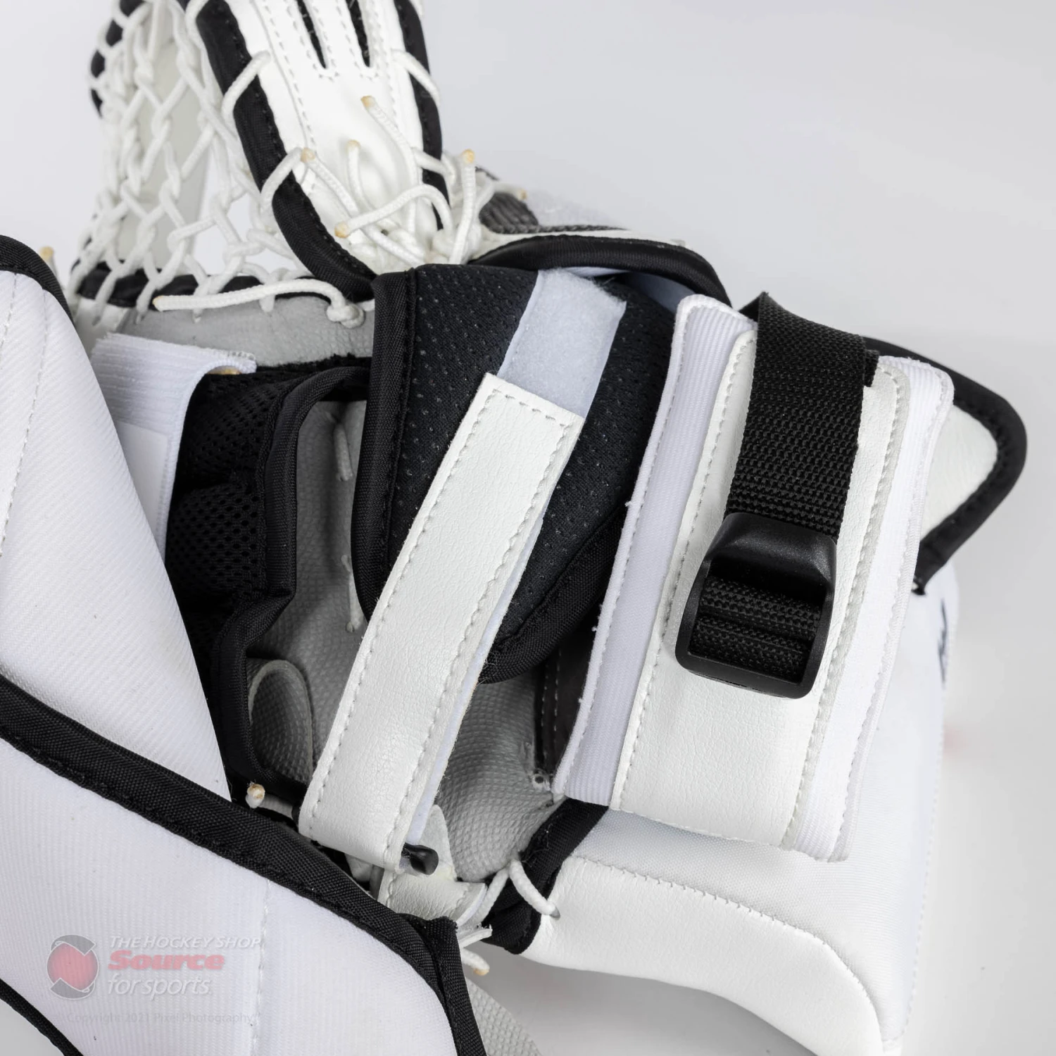 Brian's OPTiK X2 Intermediate Goalie Catcher 13 Brian's OPTiK X2 Intermediate Goalie Catcher - Image 11