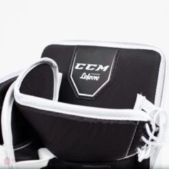 CCM Extreme Flex E4.9 Intermediate Goalie Blocker - Source Exclusive -Hockey Gear Shop ccm blockers ccm extreme flex e4 9 intermediate goalie blocker source exclusive 5311076991042