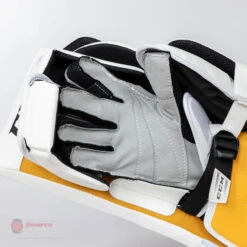 CCM Extreme Flex E5.9 Senior Goalie Blocker 21 CCM Extreme Flex E5.9 Senior Goalie Blocker -Hockey Gear Shop ccm blockers ccm extreme flex e5 9 senior goalie blocker 27988477182018