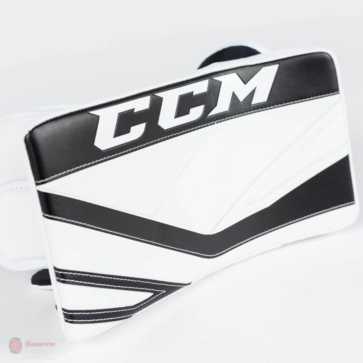 CCM Premier P2.5 Senior Goalie Blocker - Source Exclusive 6 CCM Premier P2.5 Senior Goalie Blocker - Source Exclusive - Image 4
