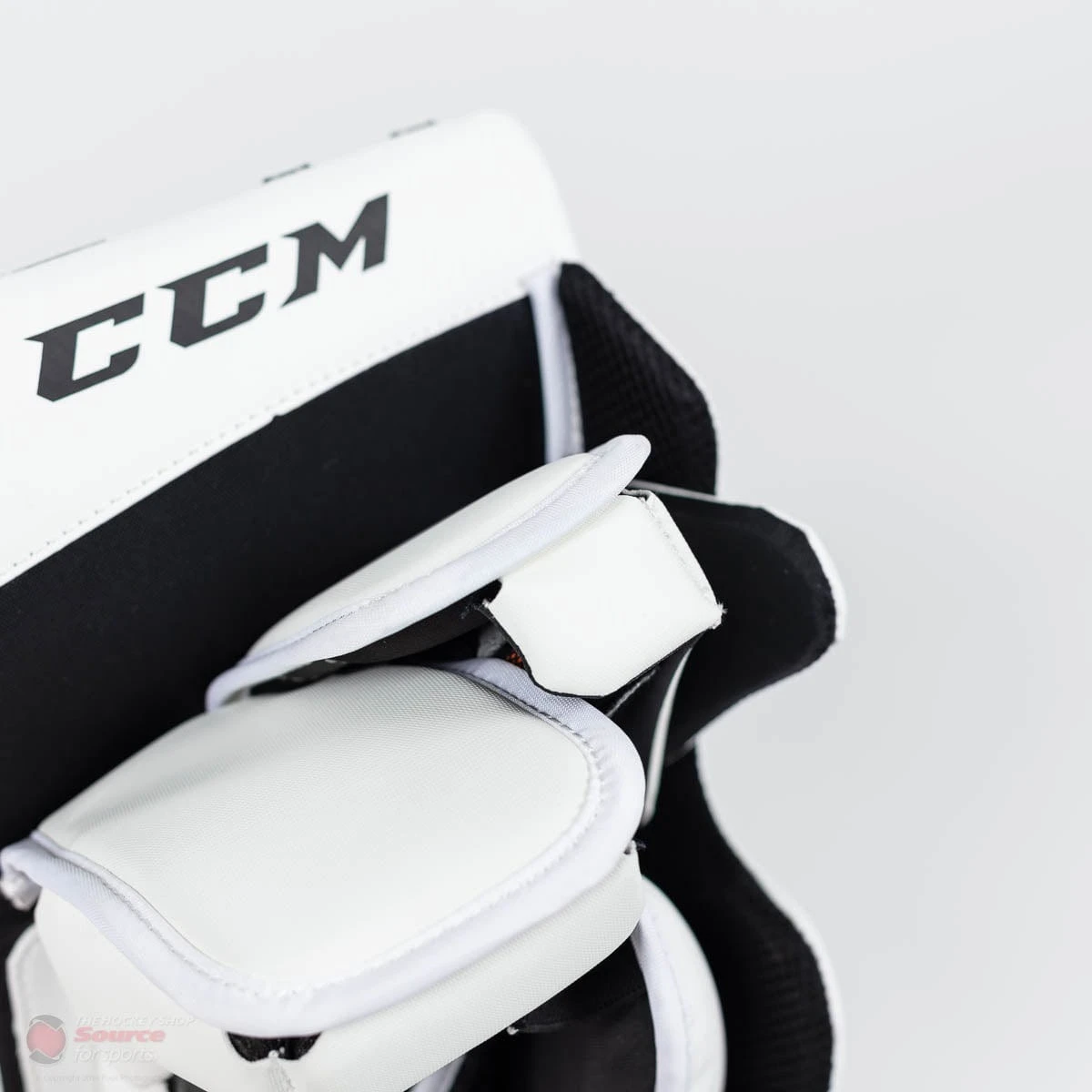 CCM Premier P2.5 Senior Goalie Blocker - Source Exclusive 7 CCM Premier P2.5 Senior Goalie Blocker - Source Exclusive - Image 5