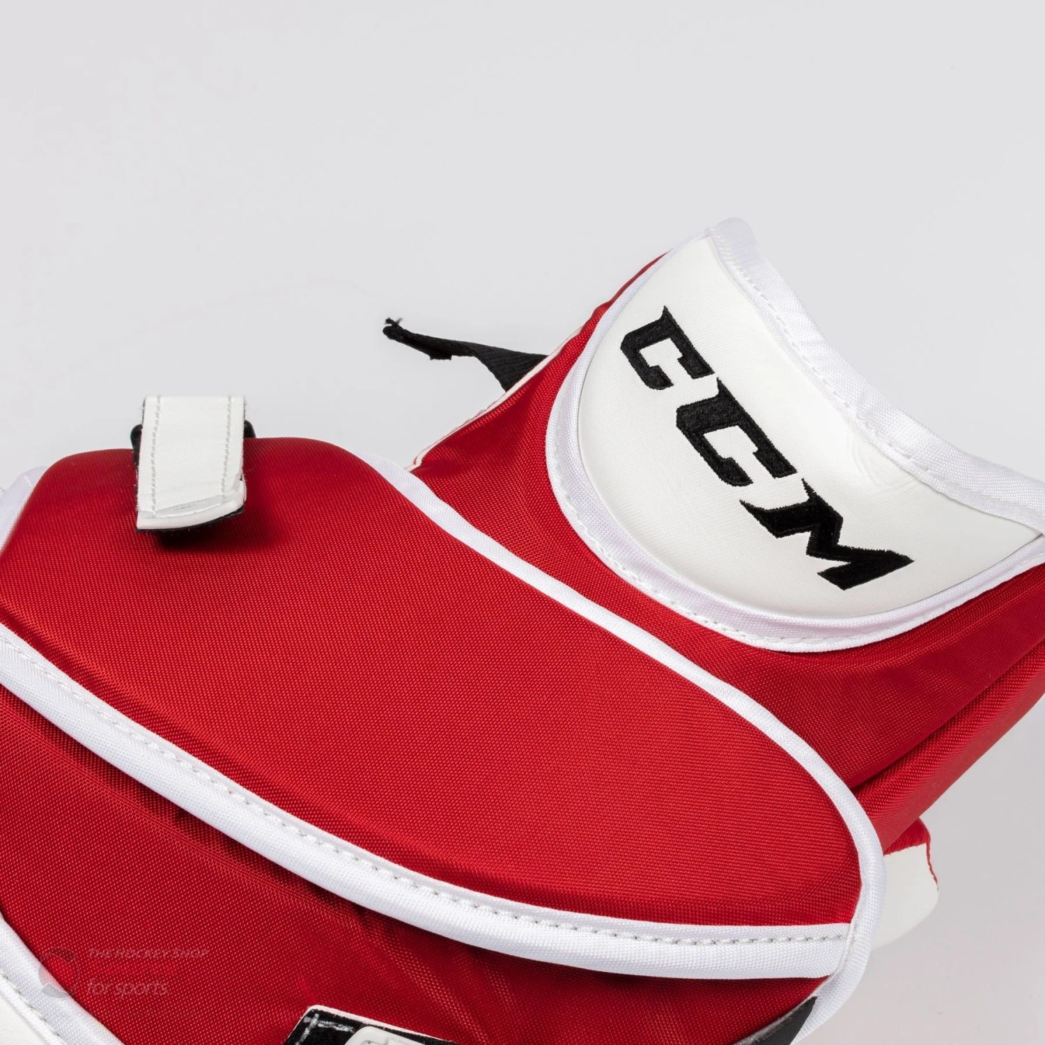 CCM Axis A1.9 Senior Goalie Catcher 9 CCM Axis A1.9 Senior Goalie Catcher - Image 7