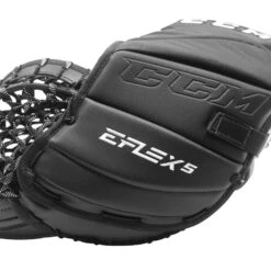 CCM Extreme Flex 5 Senior Goalie Catcher - 580 Break Angle -Hockey Gear Shop ccm catchers ccm extreme flex 5 senior goalie catcher 580 break angle 28808150515778