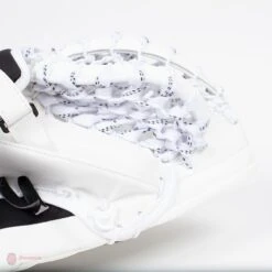 CCM Extreme Flex E4.9 Intermediate Goalie Catcher - Source Exclusive -Hockey Gear Shop ccm catchers ccm extreme flex e4 9 intermediate goalie catcher source exclusive 5323902386242