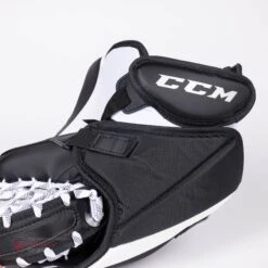 CCM Extreme Flex E5.5 Senior Goalie Catcher - Source Exclusive 22 CCM Extreme Flex E5.5 Senior Goalie Catcher - Source Exclusive -Hockey Gear Shop ccm catchers ccm extreme flex e5 5 senior goalie catcher source exclusive 28235123392578