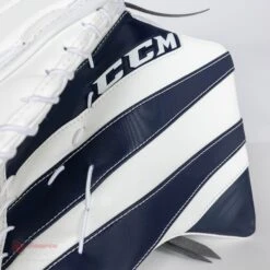 CCM Extreme Flex E5.9 Intermediate Goalie Catcher -Hockey Gear Shop ccm catchers ccm extreme flex e5 9 intermediate goalie catcher 27988516634690