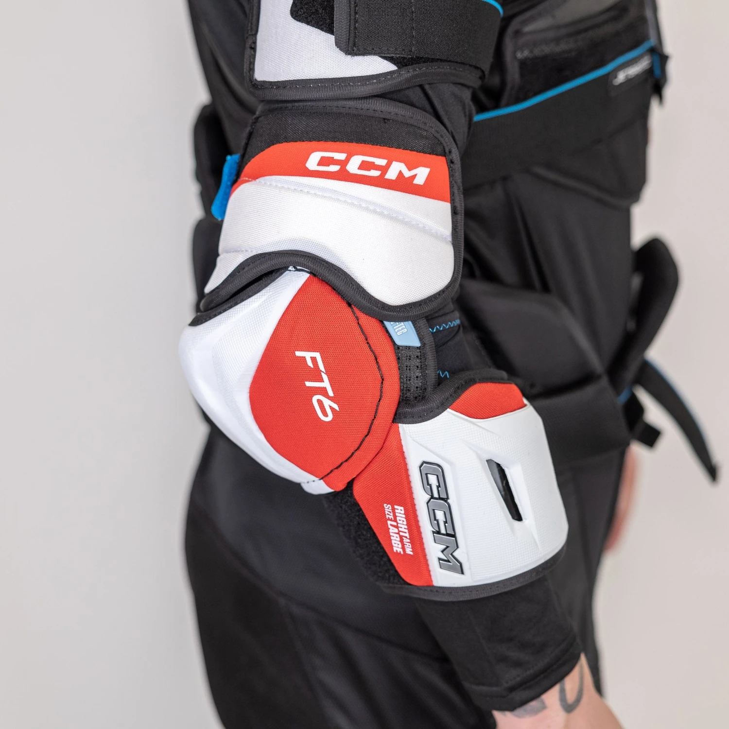 CCM Jetspeed FT6 Senior Hockey Elbow Pads 9 CCM Jetspeed FT6 Senior Hockey Elbow Pads - Image 7