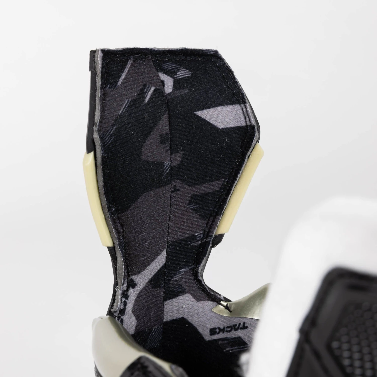 CCM Tacks AS580 Senior Hockey Skates 18 CCM Tacks AS580 Senior Hockey Skates - Image 16