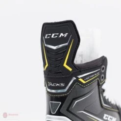 CCM Tacks Vector Plus Junior Hockey Skates (2018) -Hockey Gear Shop ccm hockey skates ccm tacks vector plus junior hockey skates 2018 4566184820802