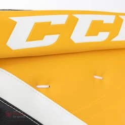 CCM Extreme Flex E5.9 Senior Goalie Leg Pads 25 CCM Extreme Flex E5.9 Senior Goalie Leg Pads -Hockey Gear Shop ccm leg pads ccm extreme flex e5 9 senior goalie leg pads 27988495269954