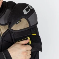 CCM Tacks AS580 Senior Hockey Shoulder Pads 31 CCM Tacks AS580 Senior Hockey Shoulder Pads -Hockey Gear Shop ccm shoulder pads ccm tacks as580 senior hockey shoulder pads 29086561534018