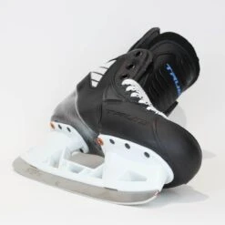 TRUE Player Junior Hockey Skates - Pro Stock - VH Holder - Size 5 -Hockey Gear Shop true hockey skates true player junior hockey skates pro stock vh holder size 5 5 r standard 15186600493122