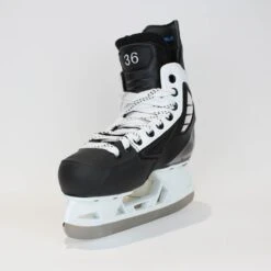 TRUE Player Junior Hockey Skates - Pro Stock - VH Holder - White Side - Size 4 -Hockey Gear Shop true hockey skates true player junior hockey skates pro stock vh holder white side size 4 4 r standard 15186594037826