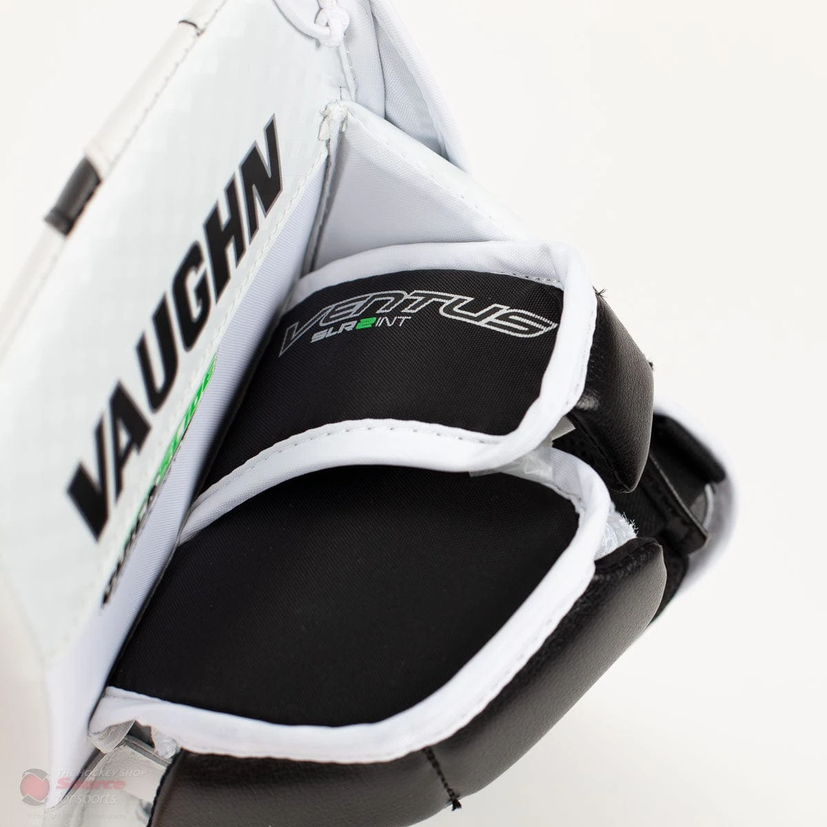 Vaughn Ventus SLR2 Intermediate Goalie Blocker 8 Vaughn Ventus SLR2 Intermediate Goalie Blocker - Image 6