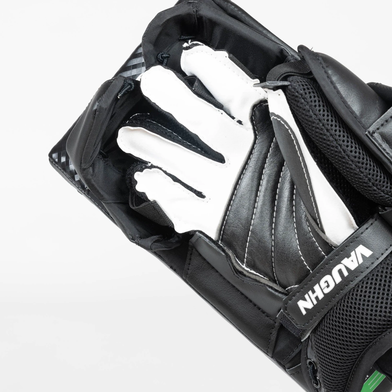 Vaughn Ventus SLR3 Junior Goalie Blocker 11 Vaughn Ventus SLR3 Junior Goalie Blocker - Image 9