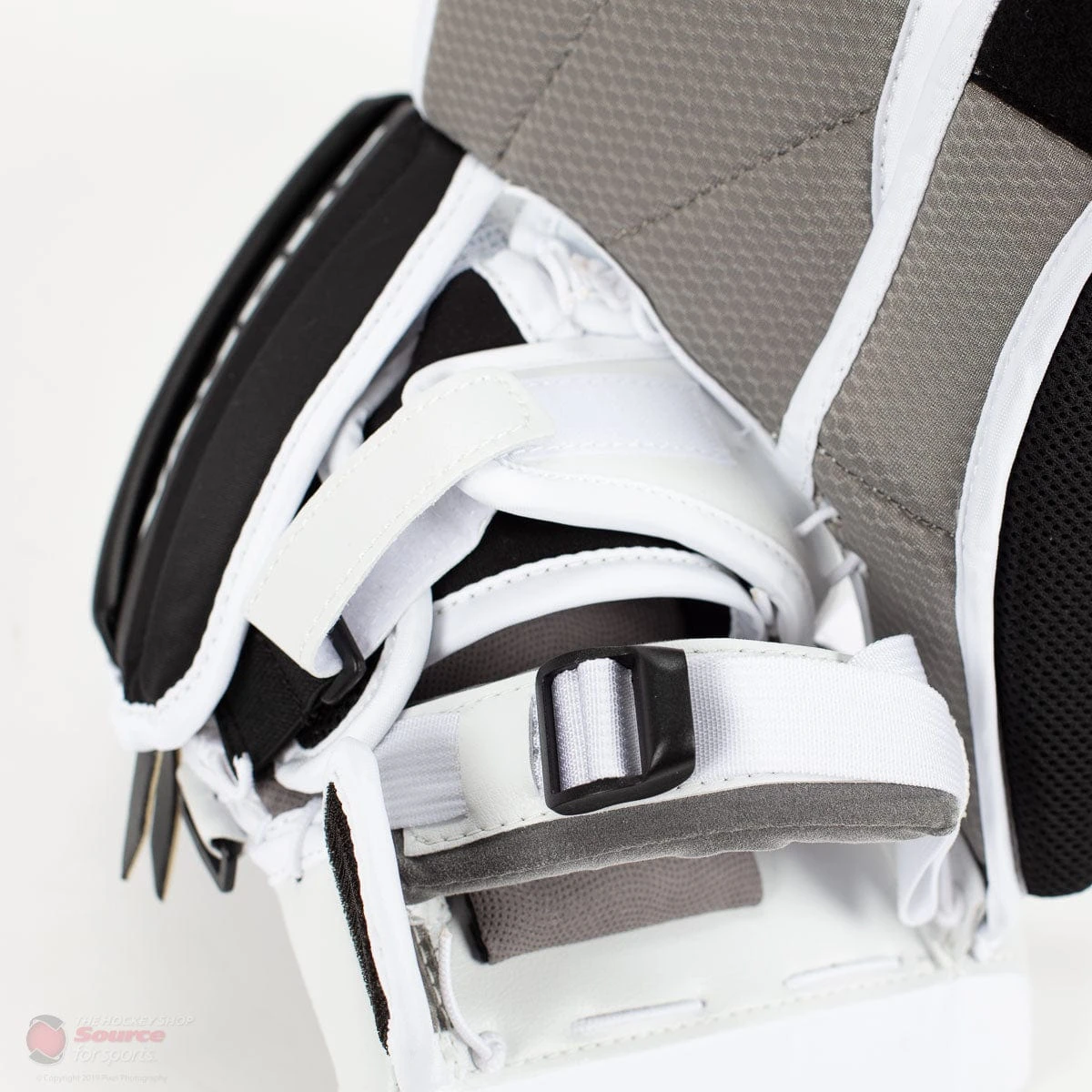 Vaughn Ventus SLR2-ST Junior Goalie Catcher 10 Vaughn Ventus SLR2-ST Junior Goalie Catcher - Image 8