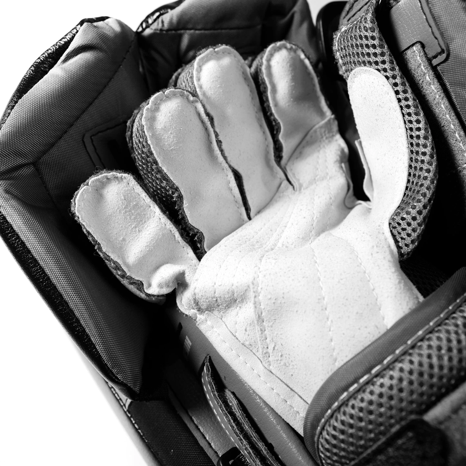 Warrior Ritual G4 Pro Stock Senior Goalie Blocker - Dusty 5 Warrior Ritual G4 Pro Stock Senior Goalie Blocker - Dusty - Image 3