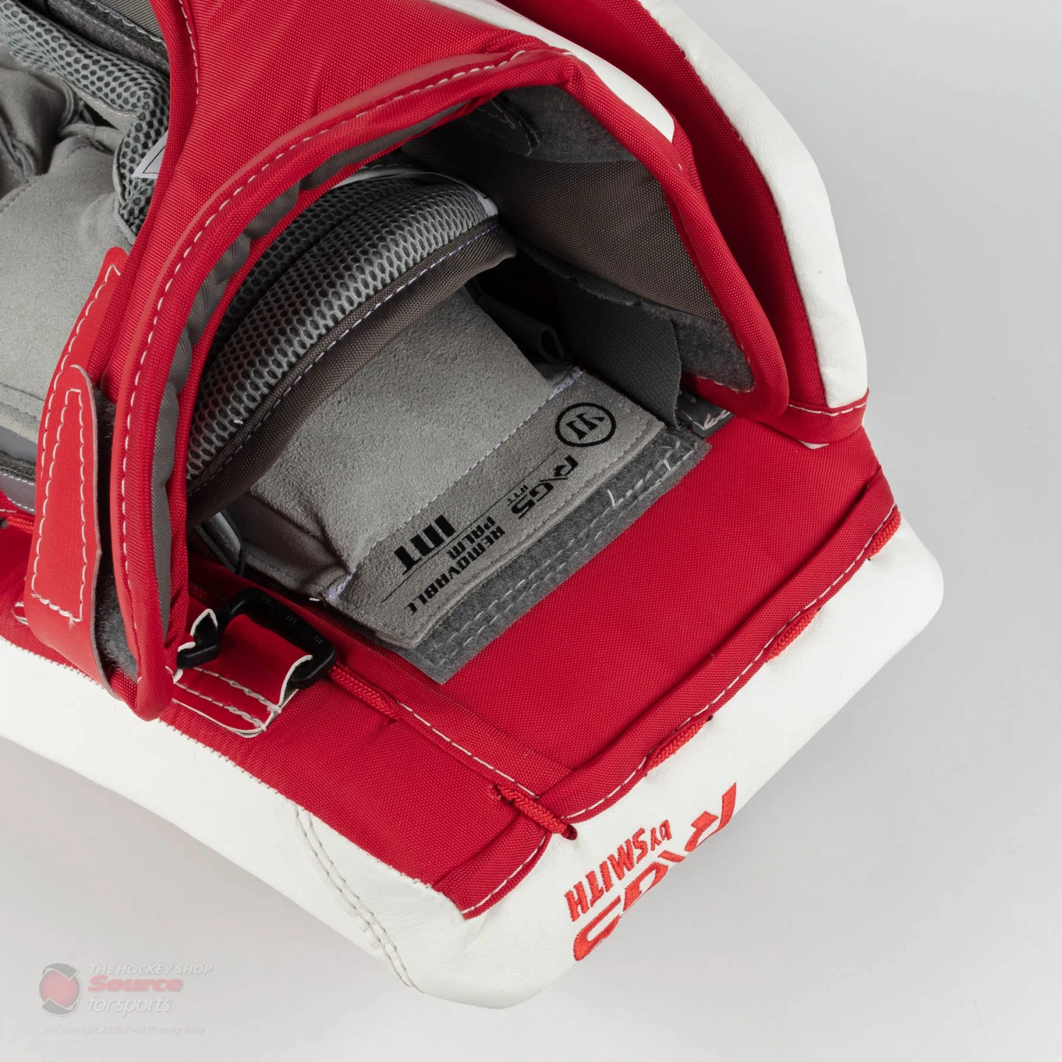 Warrior Ritual G5 Intermediate Goalie Blocker 8 Warrior Ritual G5 Intermediate Goalie Blocker - Image 6