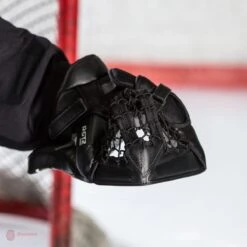 Warrior Ritual GT2 Pro Senior Goalie Catcher 33 Warrior Ritual GT2 Pro Senior Goalie Catcher -Hockey Gear Shop warrior catchers warrior ritual gt2 pro senior goalie catcher 5024687390786