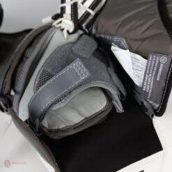 Warrior Ritual GT2 Senior Goalie Catcher 21 Warrior Ritual GT2 Senior Goalie Catcher -Hockey Gear Shop warrior catchers warrior ritual gt2 senior goalie catcher 5024717865026